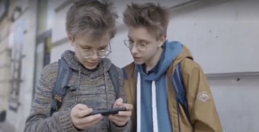 Social vietati a under 16, in Italia molti si dicono favorevoli