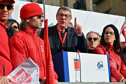 Domani lo sciopero generale Cgil: trasporti a rischio disagi
