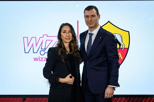 L’AS Roma annuncia una nuova partnership strategica con Wizz Air