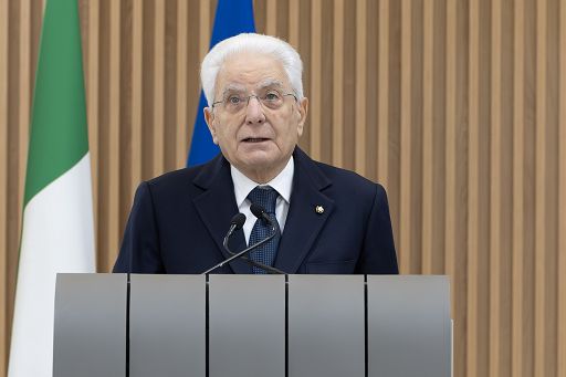 Mattarella: Ue aggredita, inammissibile rivedere i confini con la forza