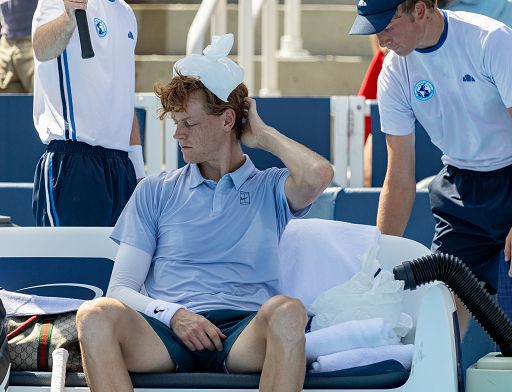 Tennis, nuove regole contro il caldo: cooling break e pause
