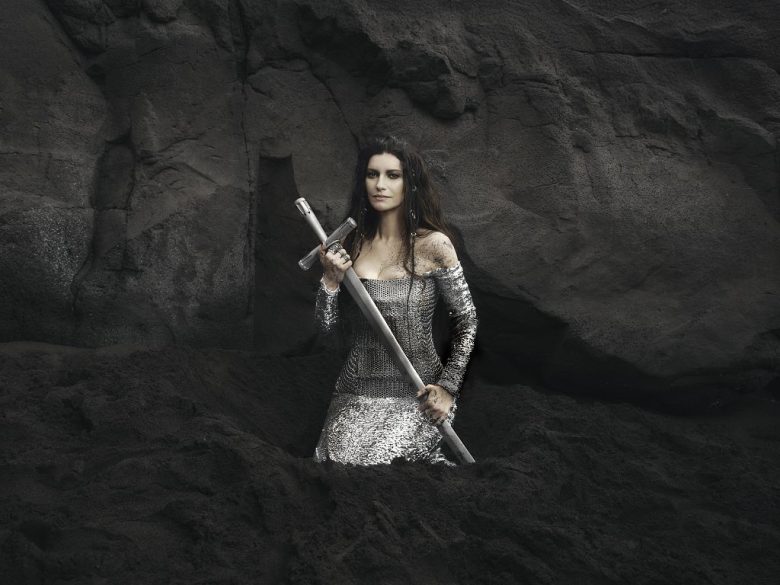 Nuove cover per Laura Pausini, in arrivo Io Canto 2