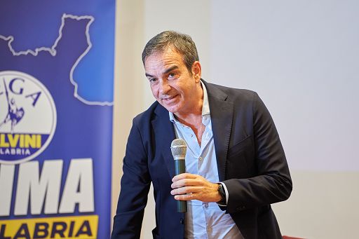 La sfida di Occhiuto: Fi galleggia, ora scossa liberale. Tajani: partito aperto