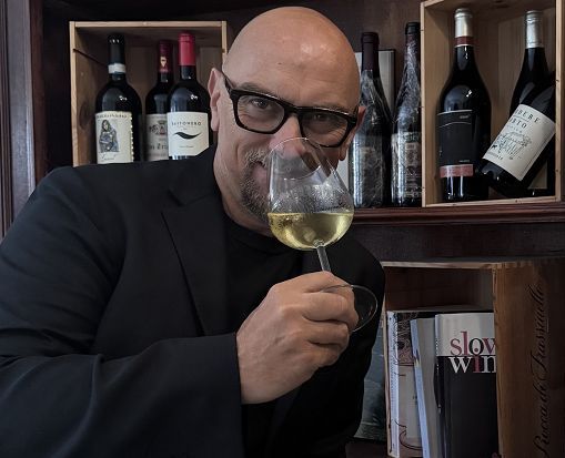 Vino, Vinarius: consumatori più attenti a qualità e sostenibilità Vino, Vinarius: consumatori più attenti a qualità e sostenibilità