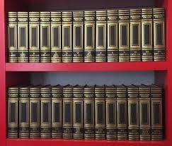 Treccani, consacrati nel “Libro dell’anno” i neologismi italiani 2025