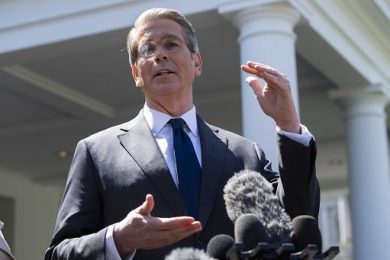 Fed, Bessent: rivedere obiettivo 2% inflazione, meglio una forchetta