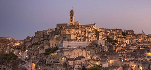 Natale, Osservatorio Telepass: boom di viaggi brevi
