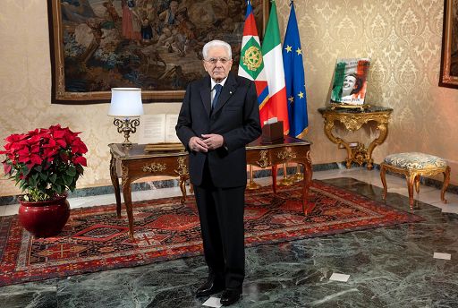 Mattarella ai giovani: siate coraggiosi, scegliete vostro futuro