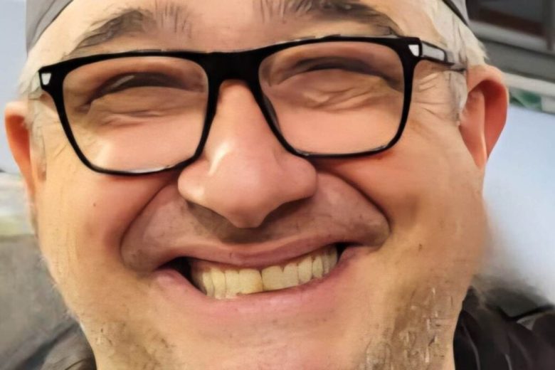 Lutto ad Agrigento, morto lo chef Roberto Buzzurro. Il fratello sui social: “Mi hai strappato il cuore”