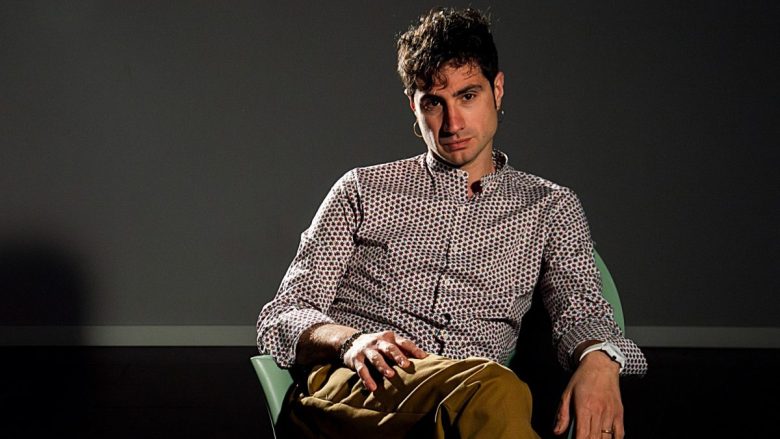 Torna Corra la voce, con due donne under 35 che… affrontano il mito