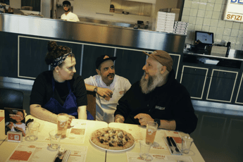 Food, 15 anni di Berberè: arriva il 5° locale a Londra e la nuova pizza ‘Concia d’Inverno’