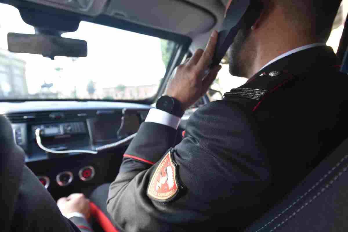 Palermo, rubano auto ma il Gps incastra i ladri: minorenne arrestato dopo inseguimento