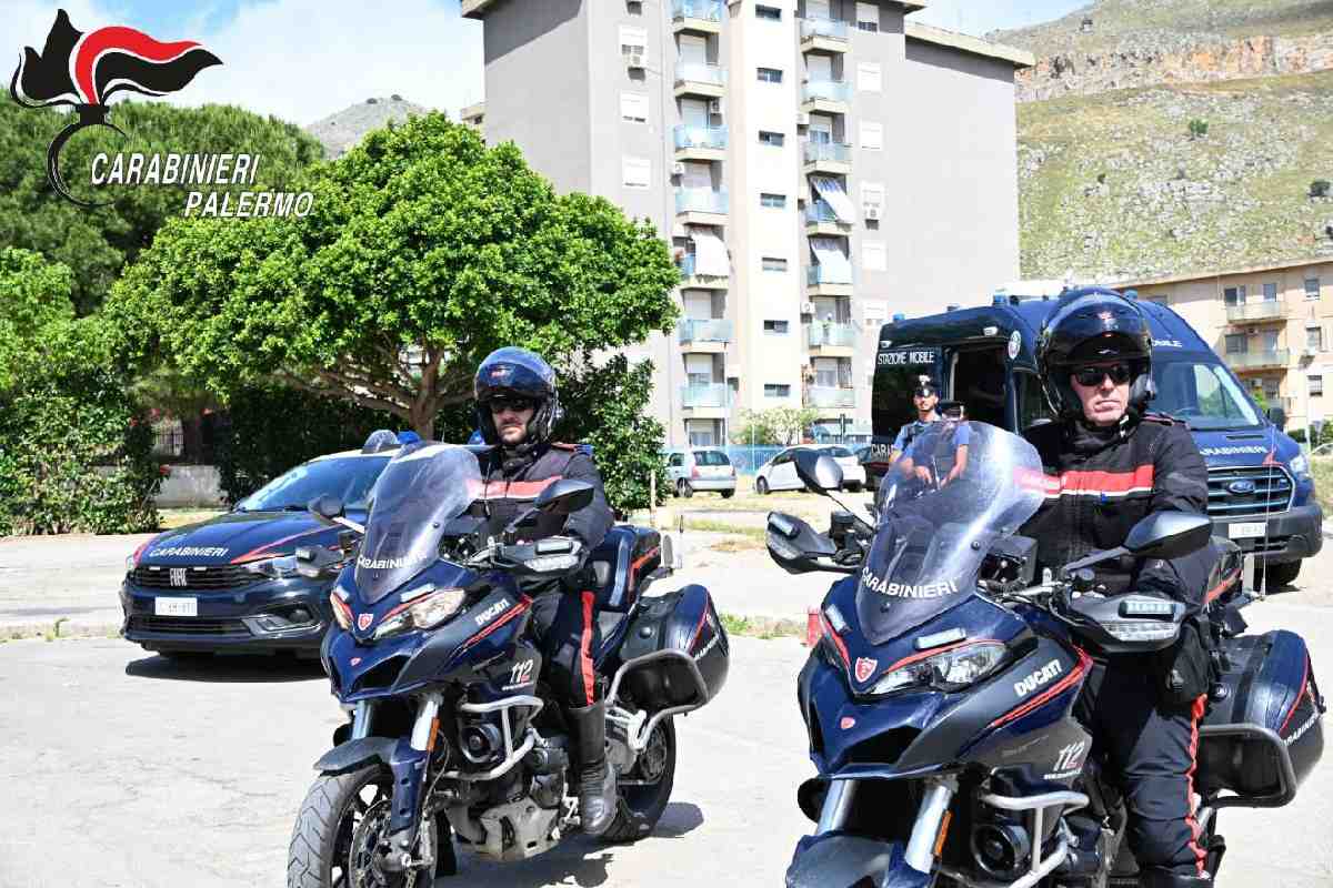 Palermo, una pistola con matricola abrasa in camera da letto: arrestato un 80enne