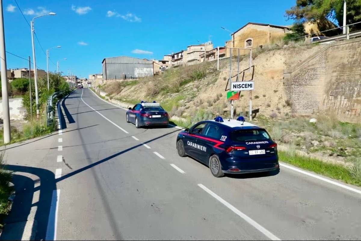 Spaccio e vendita al dettaglio di droga tra crack e cocaina nel Nisseno: 2 arresti