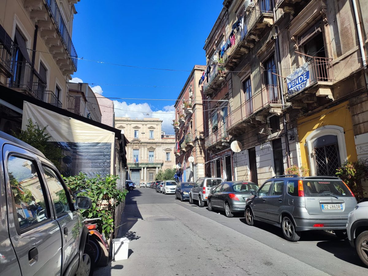 Civita, i residenti: “No a passerella per turisti, tutelare l’anima del quartiere”. L’assessore: “Pronto al dialogo”