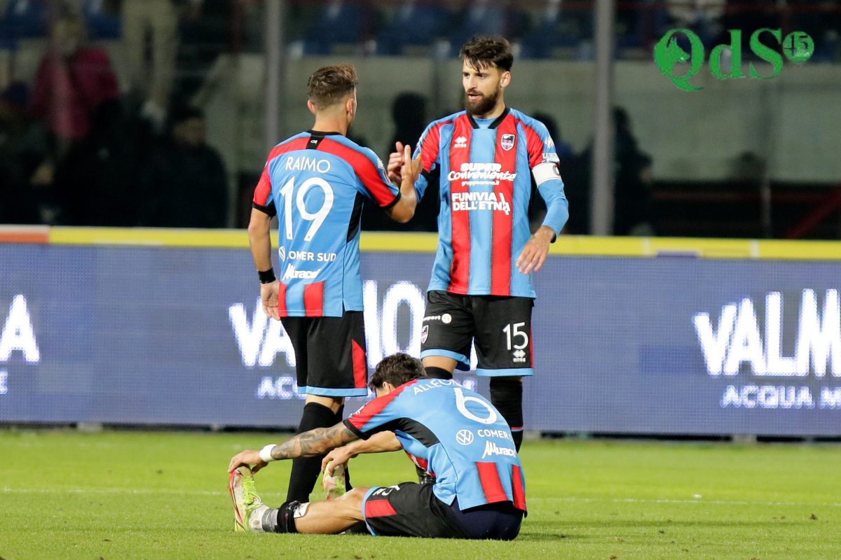 Catania-Crotone 2-0, la fotogallery: gli scatti più belli dal “Massimino”