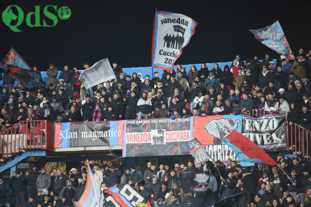 Catania-Crotone 2-0, la fotogallery: gli scatti più belli dal “Massimino”