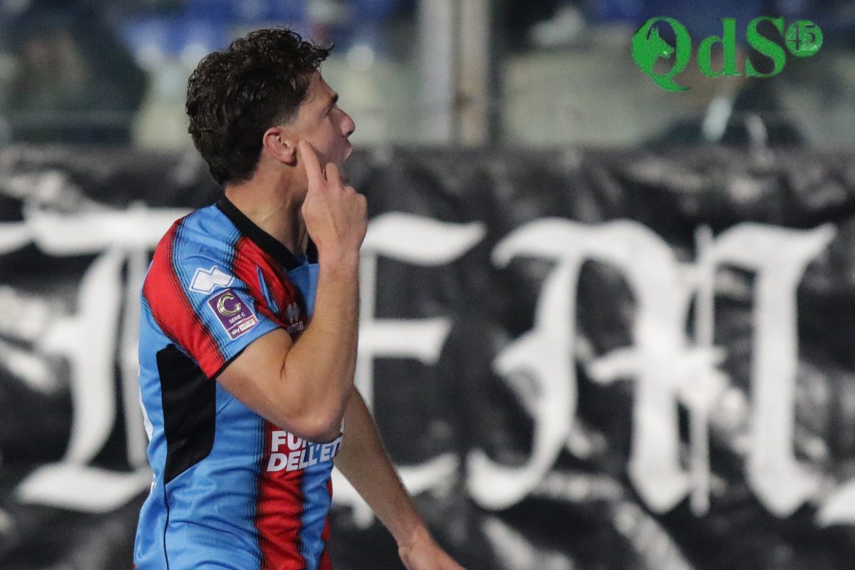 Catania-Crotone 2-0, la fotogallery: gli scatti più belli dal “Massimino”