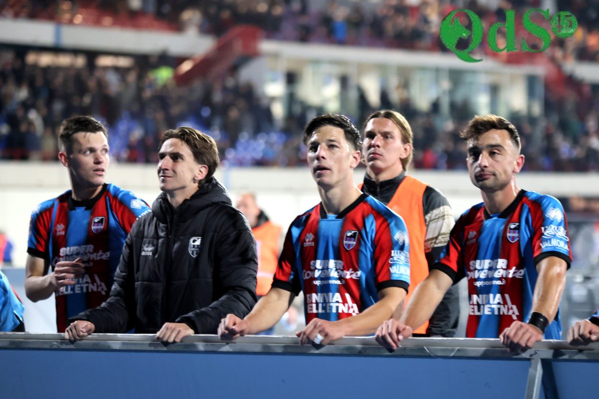 Catania-Crotone 2-0, la fotogallery: gli scatti più belli dal “Massimino”