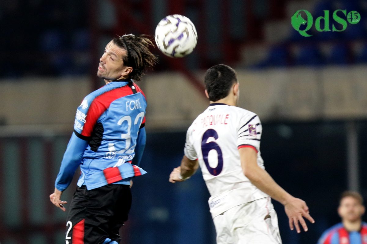 Catania-Crotone 2-0, la fotogallery: gli scatti più belli dal “Massimino”