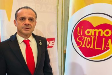 VIDEO | Cateno De Luca: “Farò di tutto per staccare la spina a questo governo”