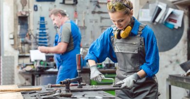 Continua la fuga delle donne dal mondo del lavoro soprattutto in un Meridione senza servizi adeguati