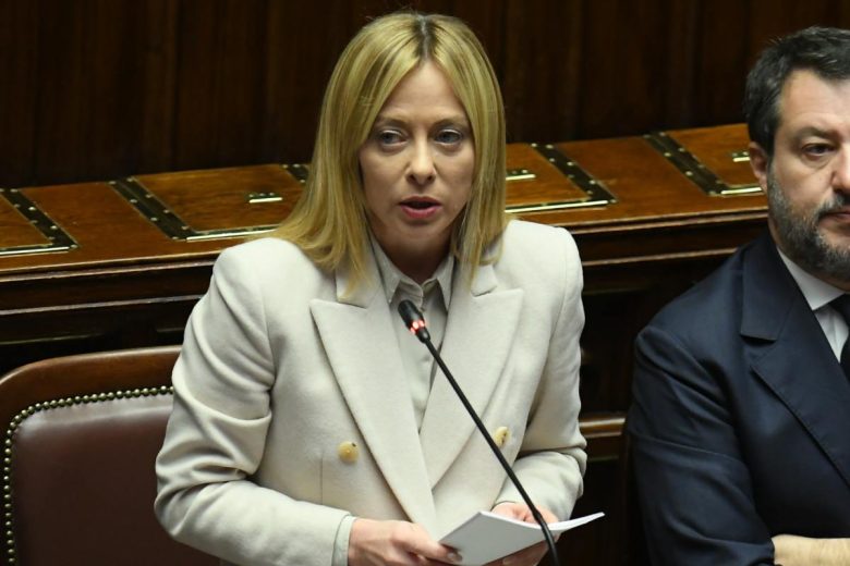 Meloni: “Il rischio povertà sta diminuendo, accuse contro il governo non sono vere”