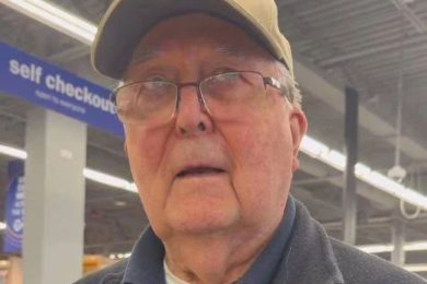 “Ho 88 anni e devo lavorare”, il web gli dona 1 milione e lo manda in pensione: l’incredibile storia