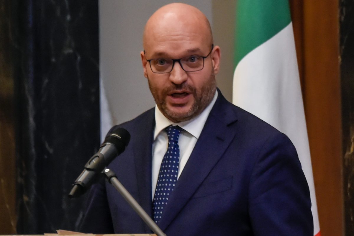 Fontana: “Il referendum è strumento della democrazia ma è legato alla riforma non al Governo Meloni” Fontana: “Il referendum è strumento della democrazia ma è legato alla riforma non al Governo Meloni”