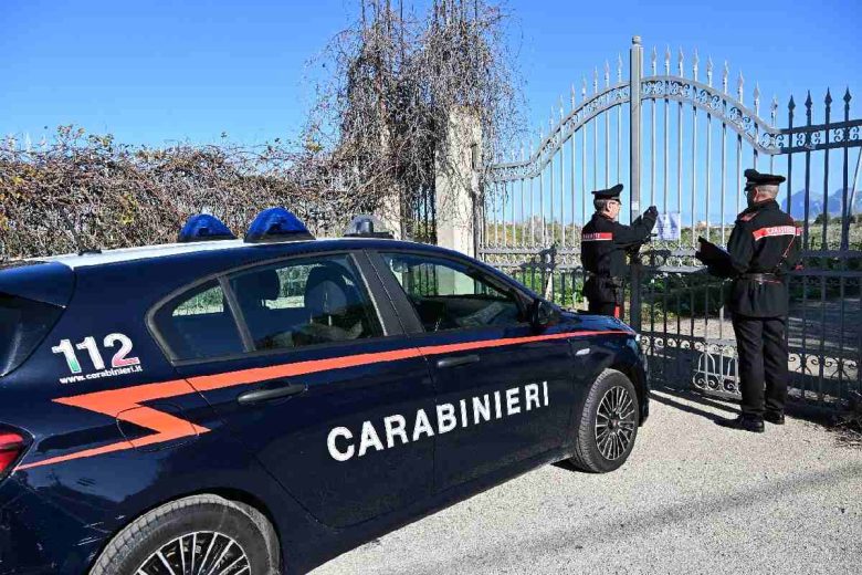 Terreno confiscato trasformato in discarica abusiva, sei denunce a Villagrazia di Carini