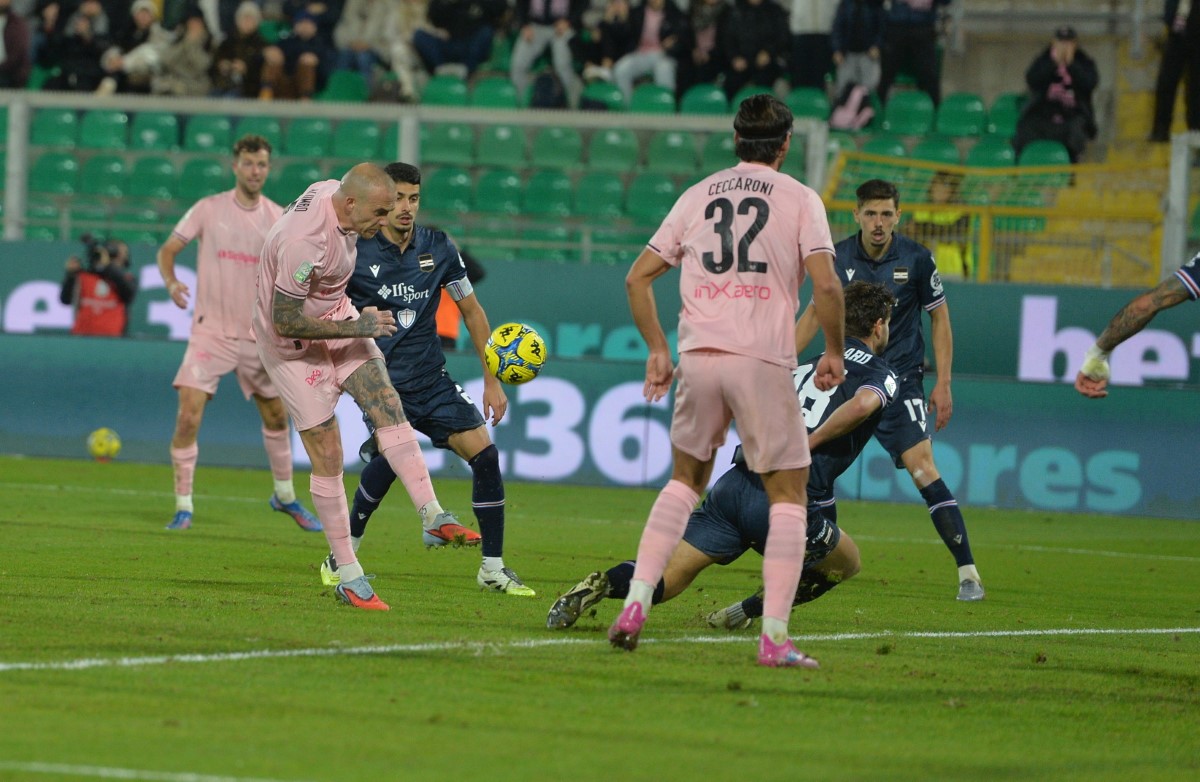 Palermo-Sampdoria 1-0, gli scatti più belli del match del Barbera | FOTO Palermo-Sampdoria 1-0, gli scatti più belli del match del Barbera | FOTO