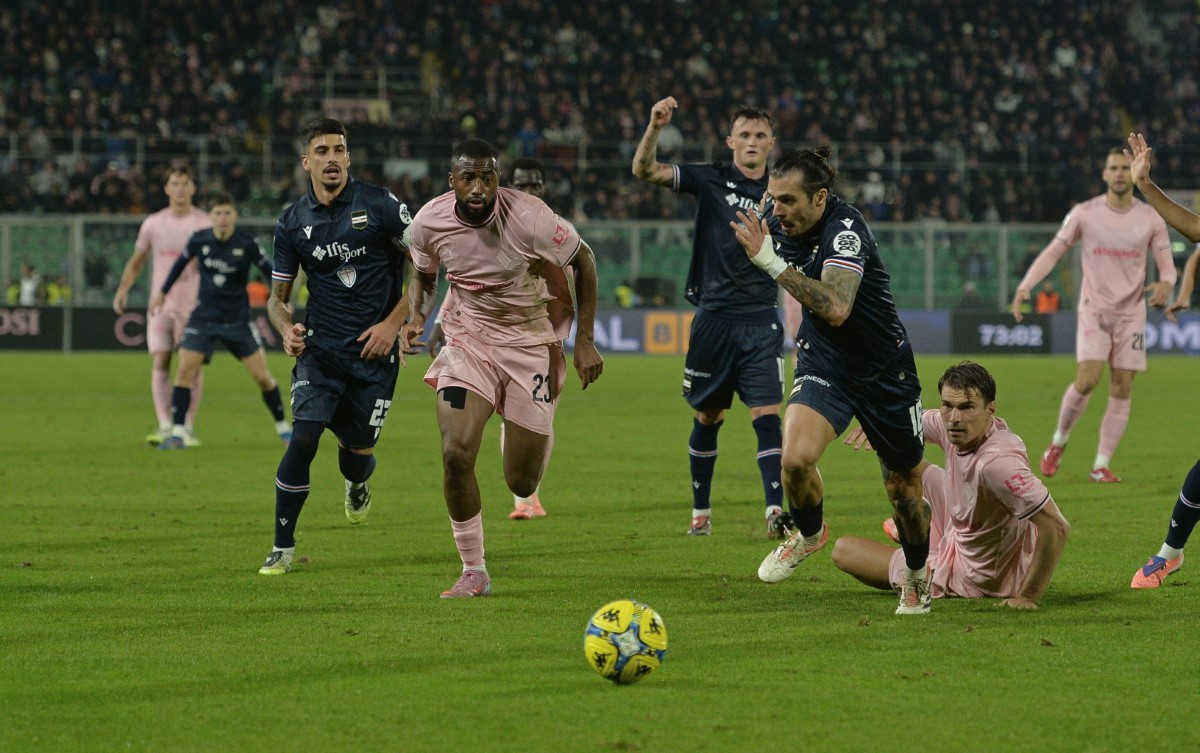 Palermo-Sampdoria 1-0, gli scatti più belli del match del Barbera | FOTO Palermo-Sampdoria 1-0, gli scatti più belli del match del Barbera | FOTO