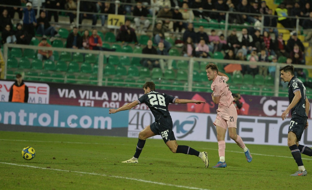 Palermo-Sampdoria 1-0, gli scatti più belli del match del Barbera | FOTO Palermo-Sampdoria 1-0, gli scatti più belli del match del Barbera | FOTO