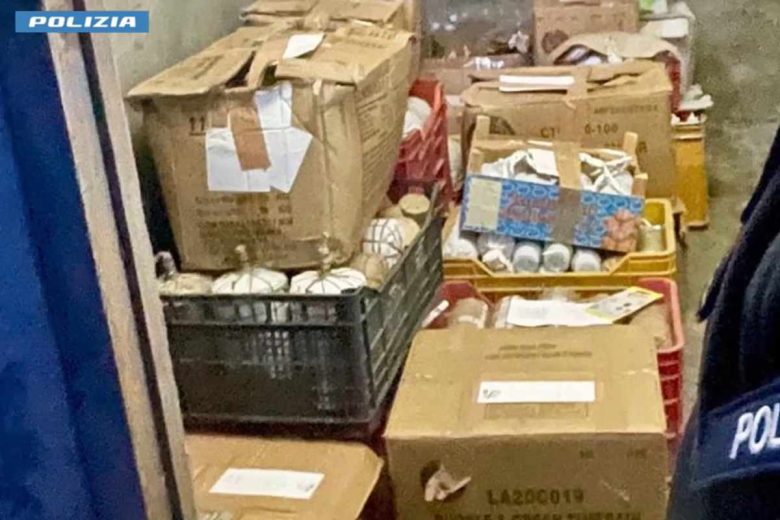 VIDEO – Fabbrica abusiva di fuochi d’artificio nel Palermitano: c’è l’arresto