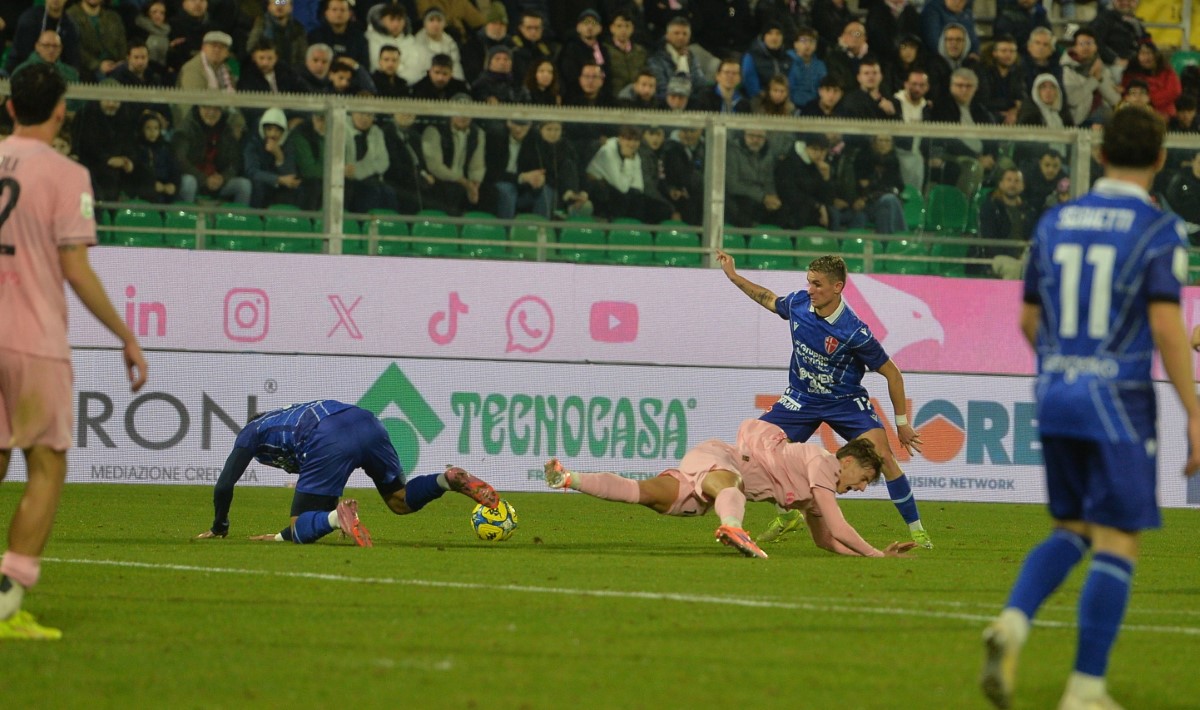Palermo-Padova 1-0, gli scatti più belli del match del Barbera | FOTO Palermo-Padova 1-0, gli scatti più belli del match del Barbera | FOTO