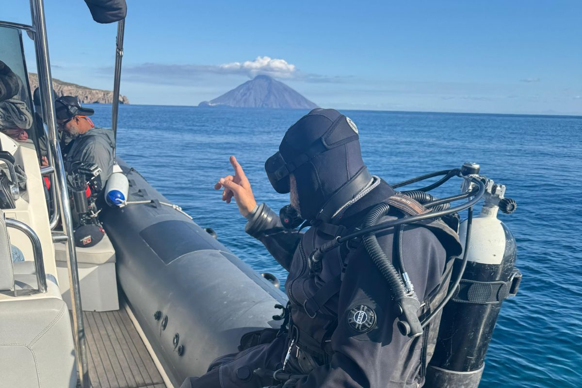 FOTO e VIDEO – Il fuoco di Stromboli nell’imminente terzo capitolo di Avatar. Le riprese in Sicilia raccontate al QdS FOTO e VIDEO – Il fuoco di Stromboli nell’imminente terzo capitolo di Avatar. Le riprese in Sicilia raccontate al QdS
