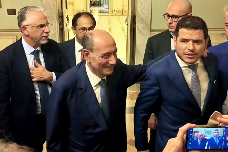 VIDEO | I due presidenti sorridenti, Galvagno valuta il rito abbreviato