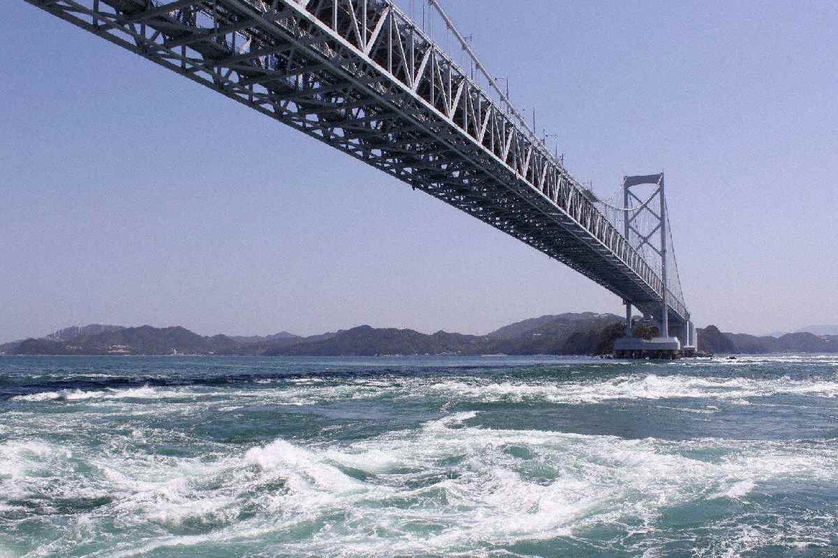 Violento terremoto in Giappone di magnitudo 7,6: allarme tsunami