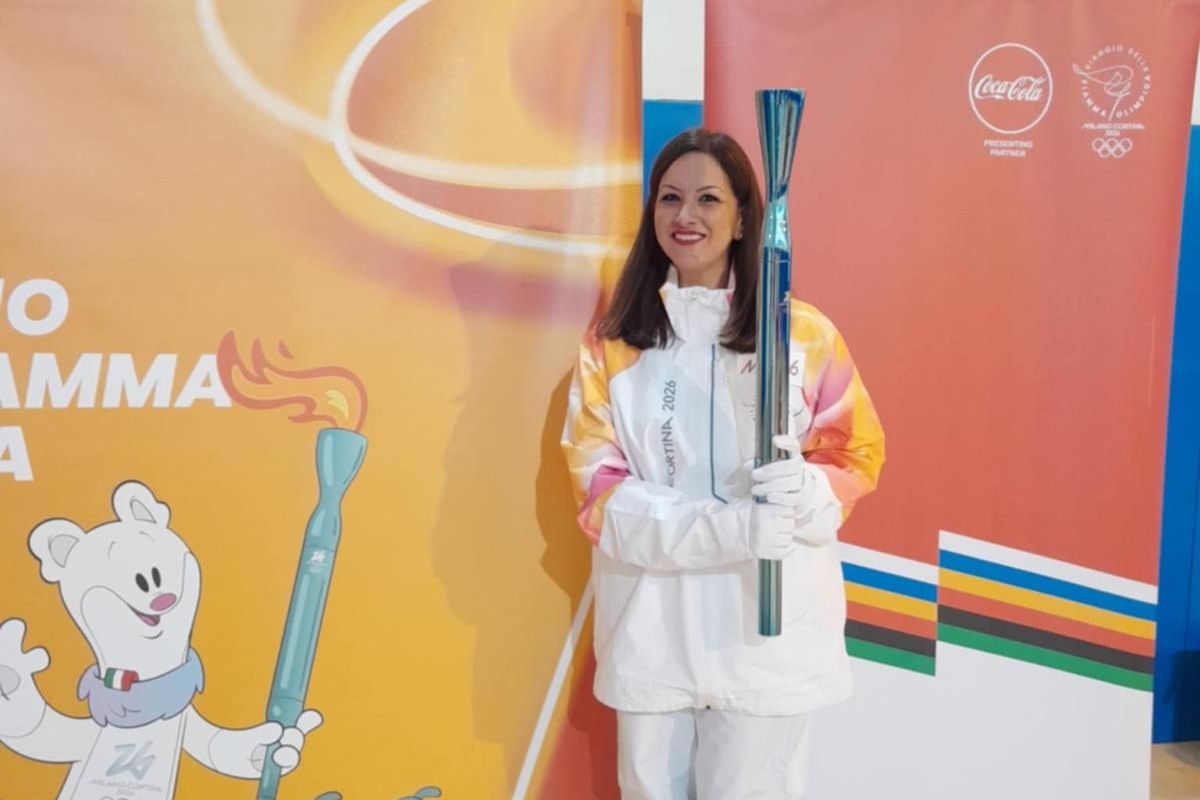 Acireale e la storica tappa della fiamma Olimpica in città. La tedofora Valentina al QdS: “Ancora incredula, felice per aver contribuito”