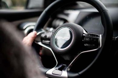 La cinese Byd ha sorpassato Tesla di Elon Musk