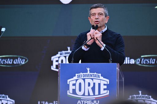 Venezuela, Lupi: tutelare connazionali e lavorare a de-escalation