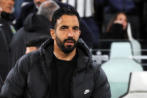 Calcio, il Manchester United esonera Amorim