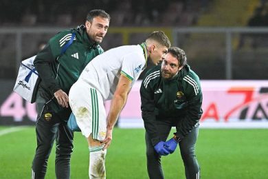 Calcio, Roma, Dovbyk lesione muscolare, stop 15 giorni