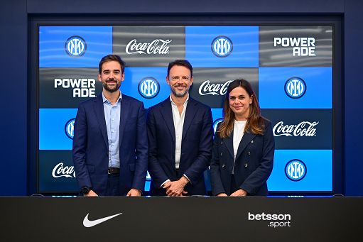 Coca Cola nuovo sponsor dell’Inter: accordo triennale
