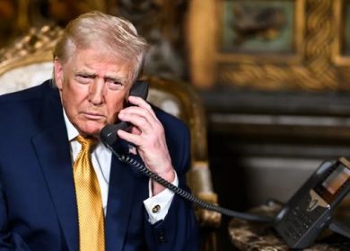 Usa, Corte Suprema non si pronuncia sui dazi, restano in vigore