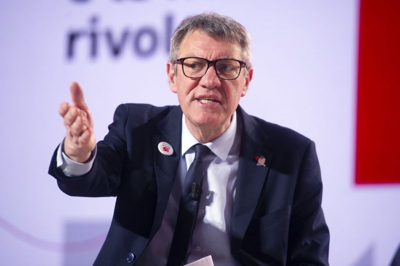 Referendum, Landini: Governo vuole cambiare Costituzione, va difesa democrazia