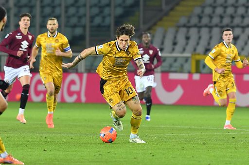 Calcio, per Zaniolo infortunio e operazione al ginocchio