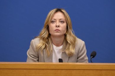 Venezuela, Meloni lascia Ciampino dopo aver accolto Trentini e Burlò