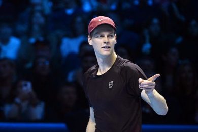 Tennis, il dilettante Smith batte Sinner e vince il Million 1 Point