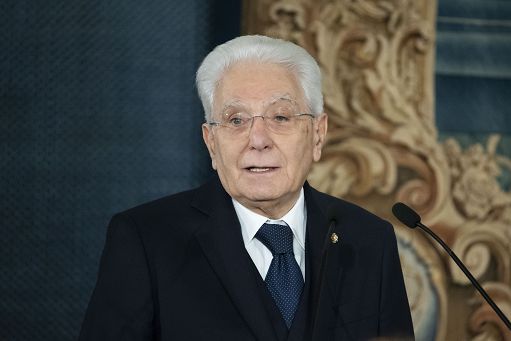 Mattarella: giornalisti pagano con la vita impegno per libertà